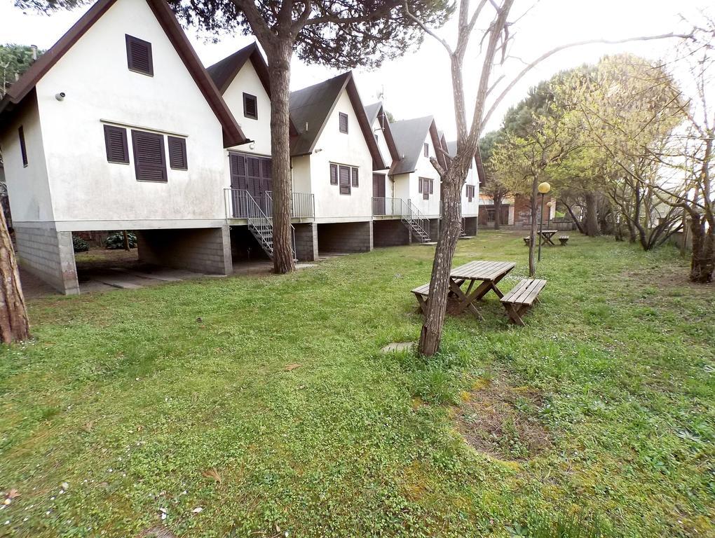 Bungalow Logonovo Лидо ди Спина Екстериор снимка